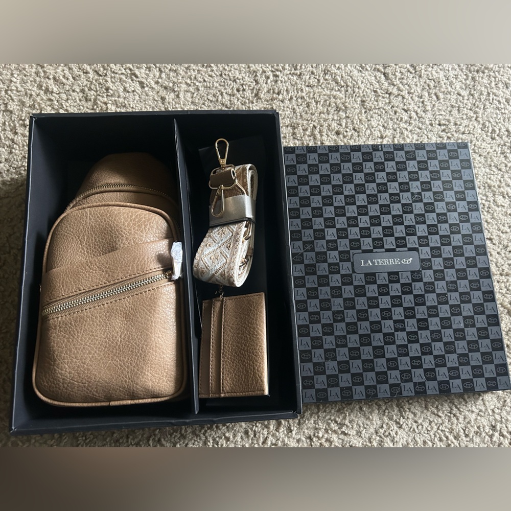 Crossbody bag and card holder